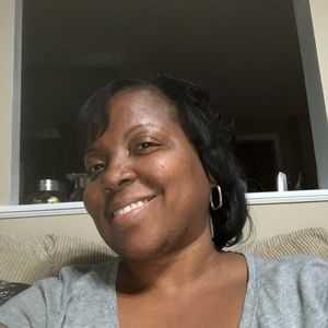 Meet your Posher, Dana